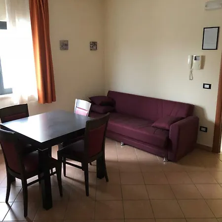 Appartement Via Sant'elena 42 *